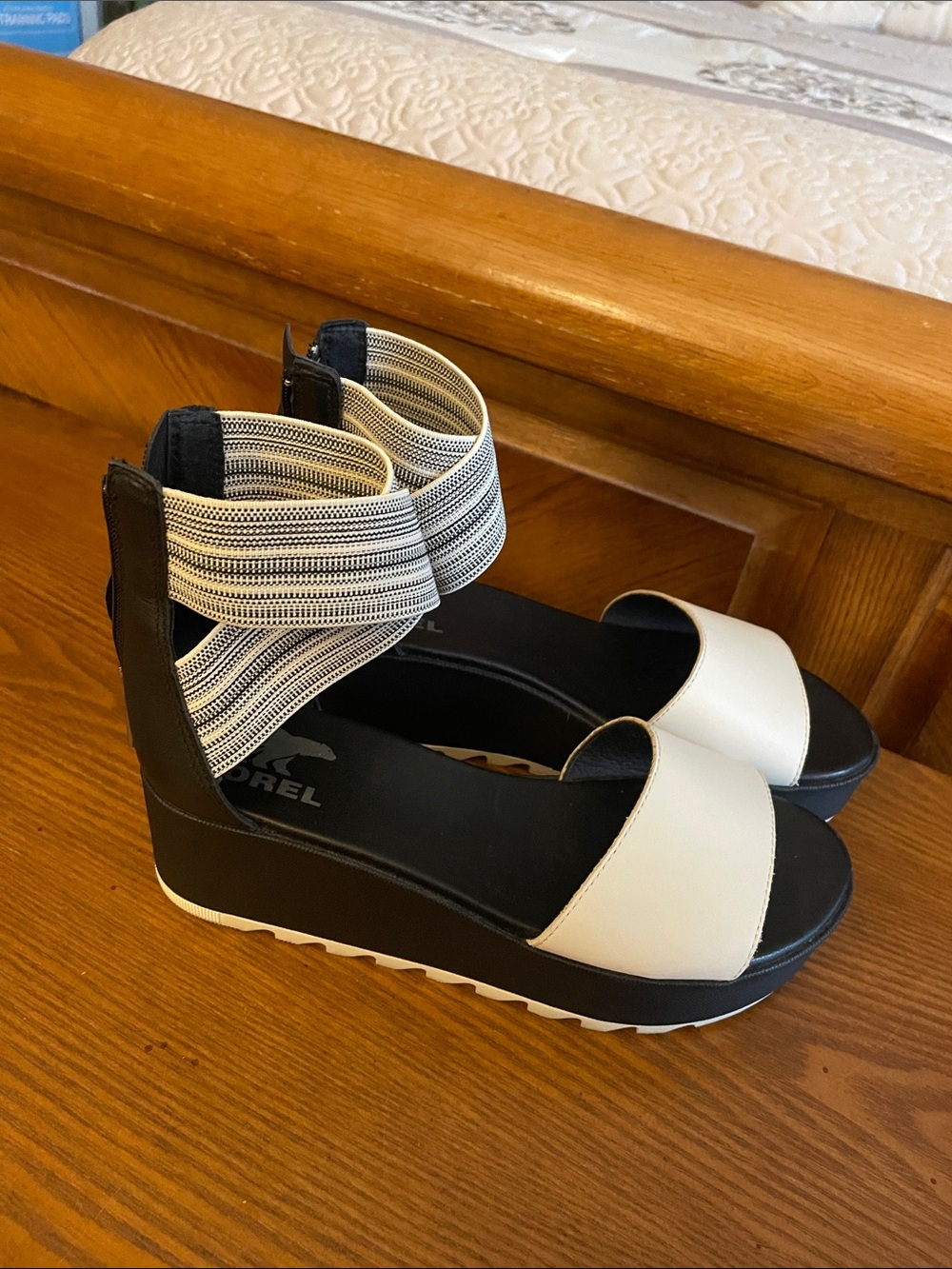 Sorel Cameron Flatform Sandals